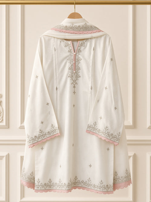 Élan Classic White embroidered 3-piece viscose jacquard suit by Moosani Studio