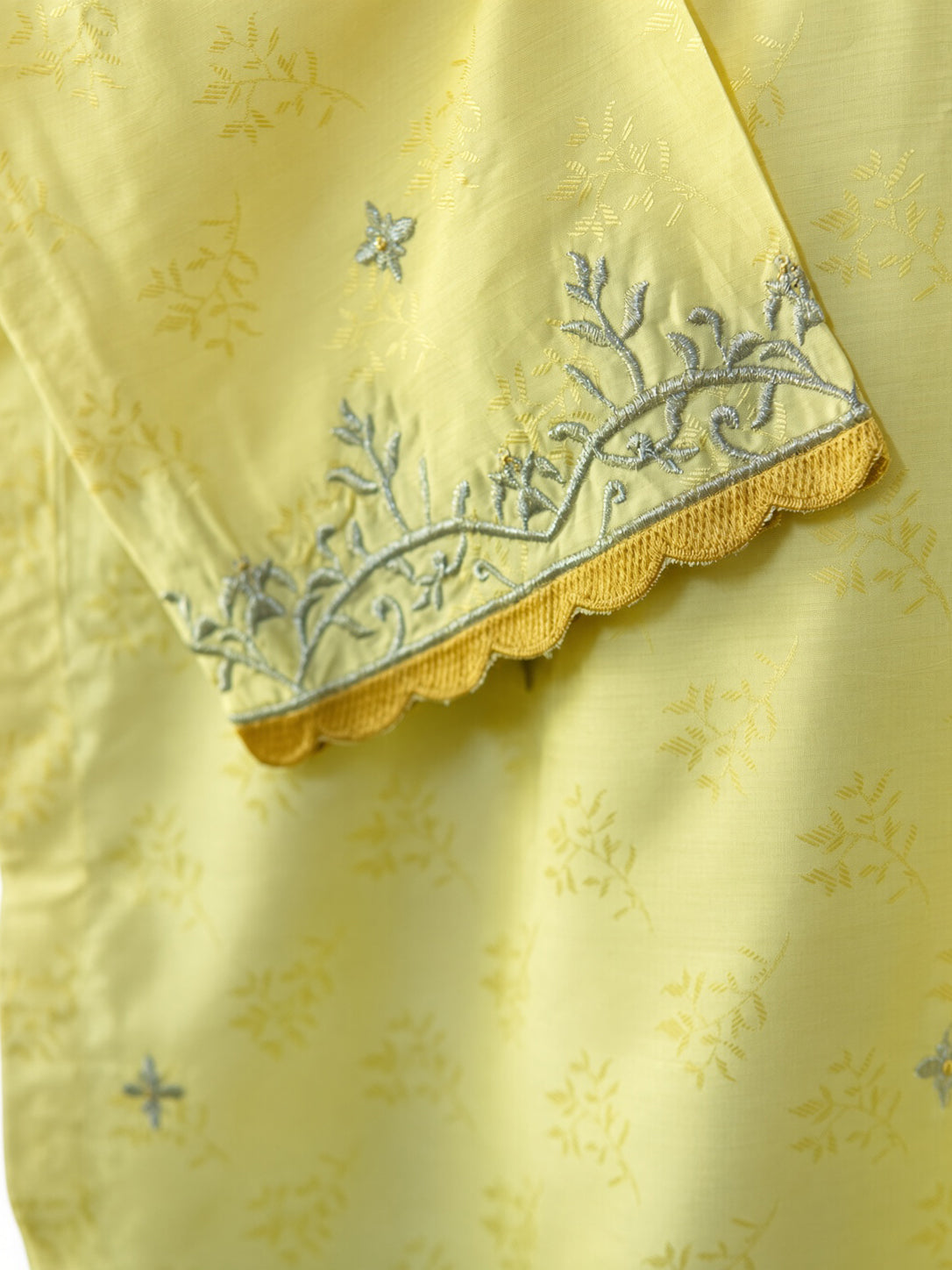 Élan Soft Lemon embroidered 3-piece viscose jacquard suit by Moosani Studio