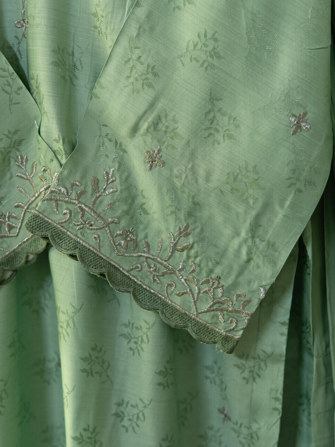 Élan Soft Sage Green embroidered 3-piece viscose jacquard suit by Moosani Studio